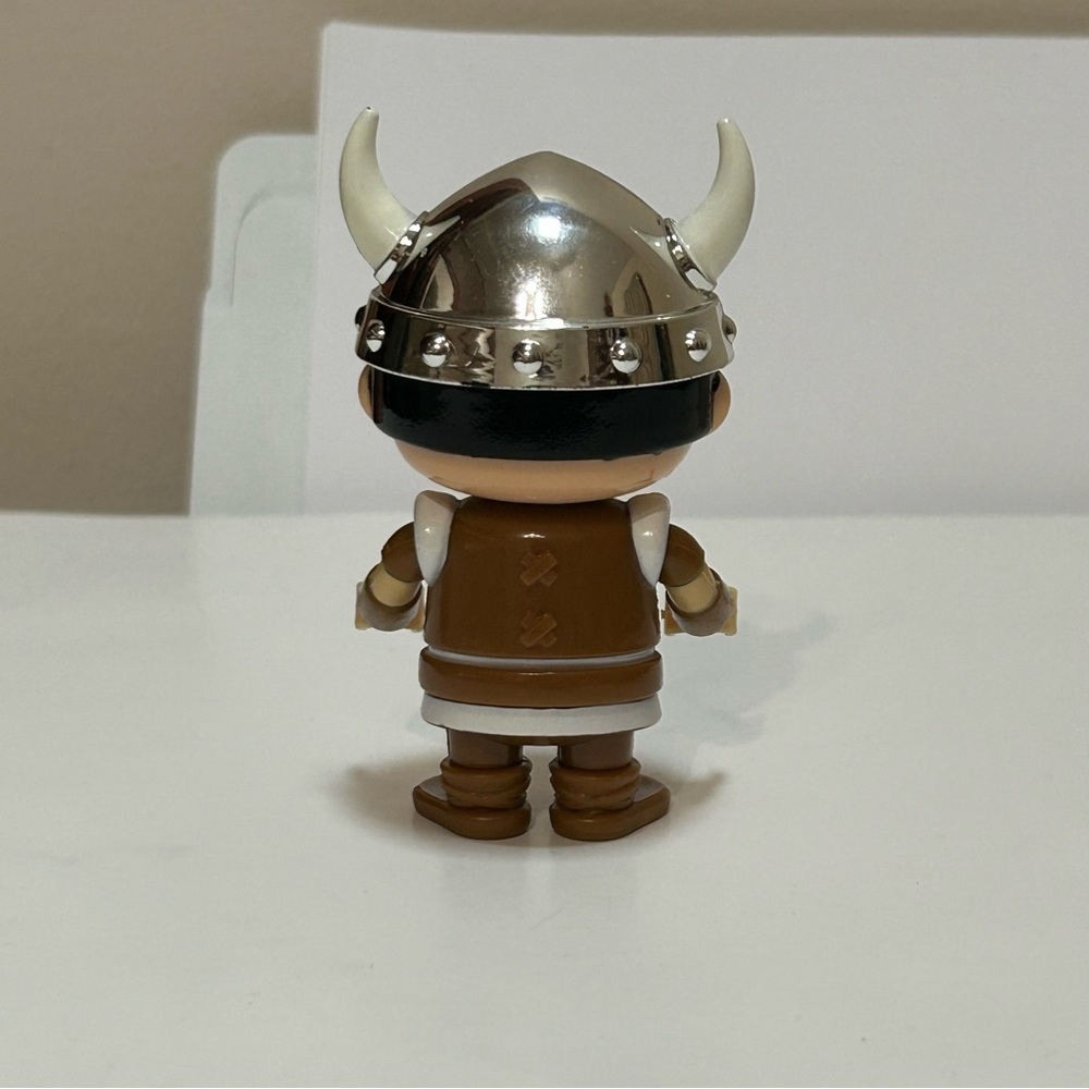 Ryan's World Series 3 Viking Ryan Figure - Picture 3 of 9